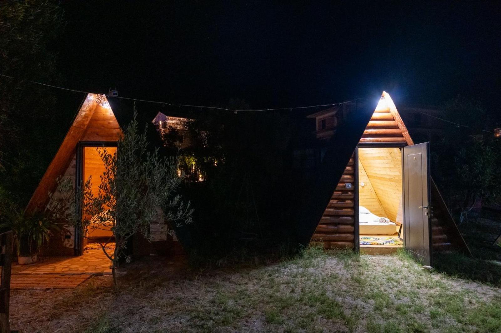 Garden Villa Lake Side & Glamping Ksamil Eksteriør bilde