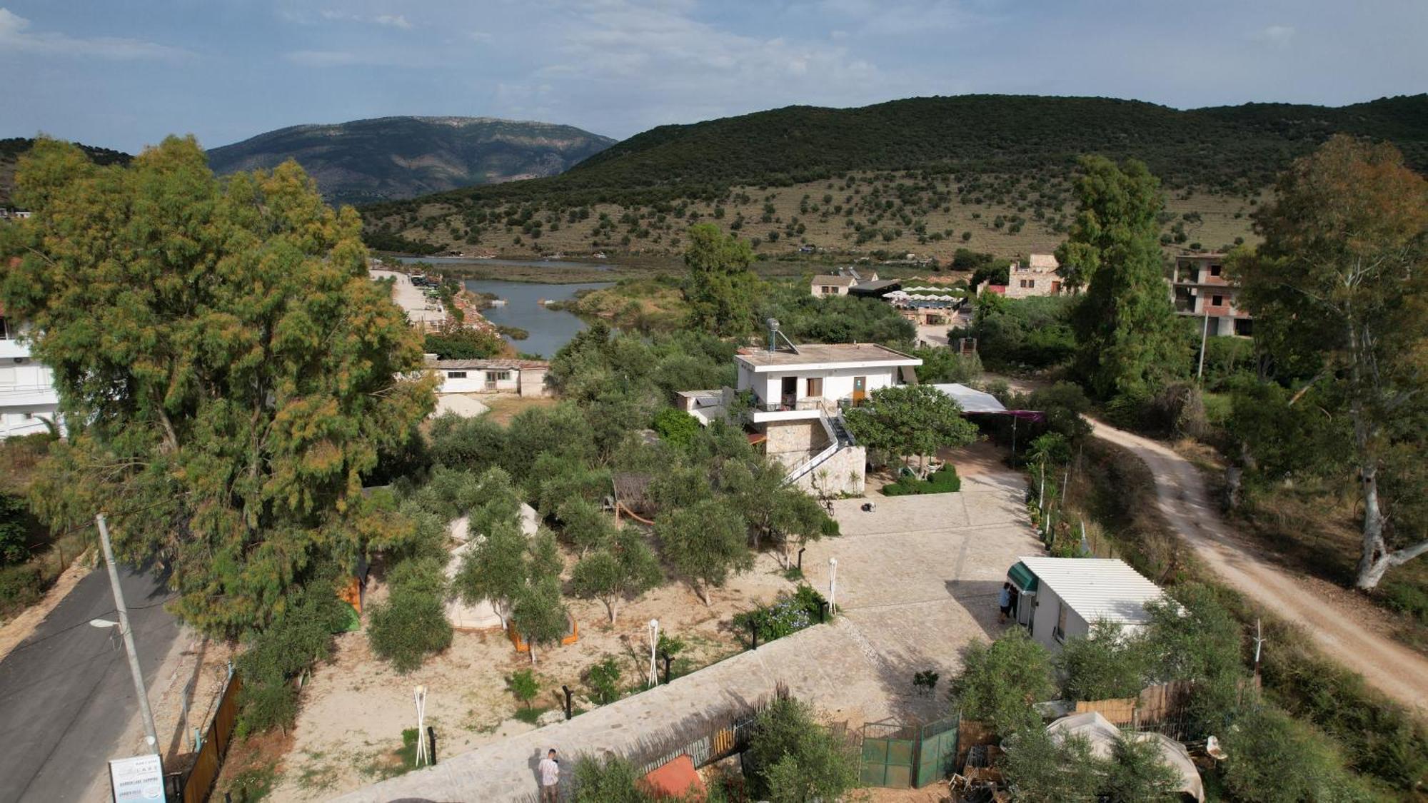 Garden Villa Lake Side & Glamping Ksamil Eksteriør bilde