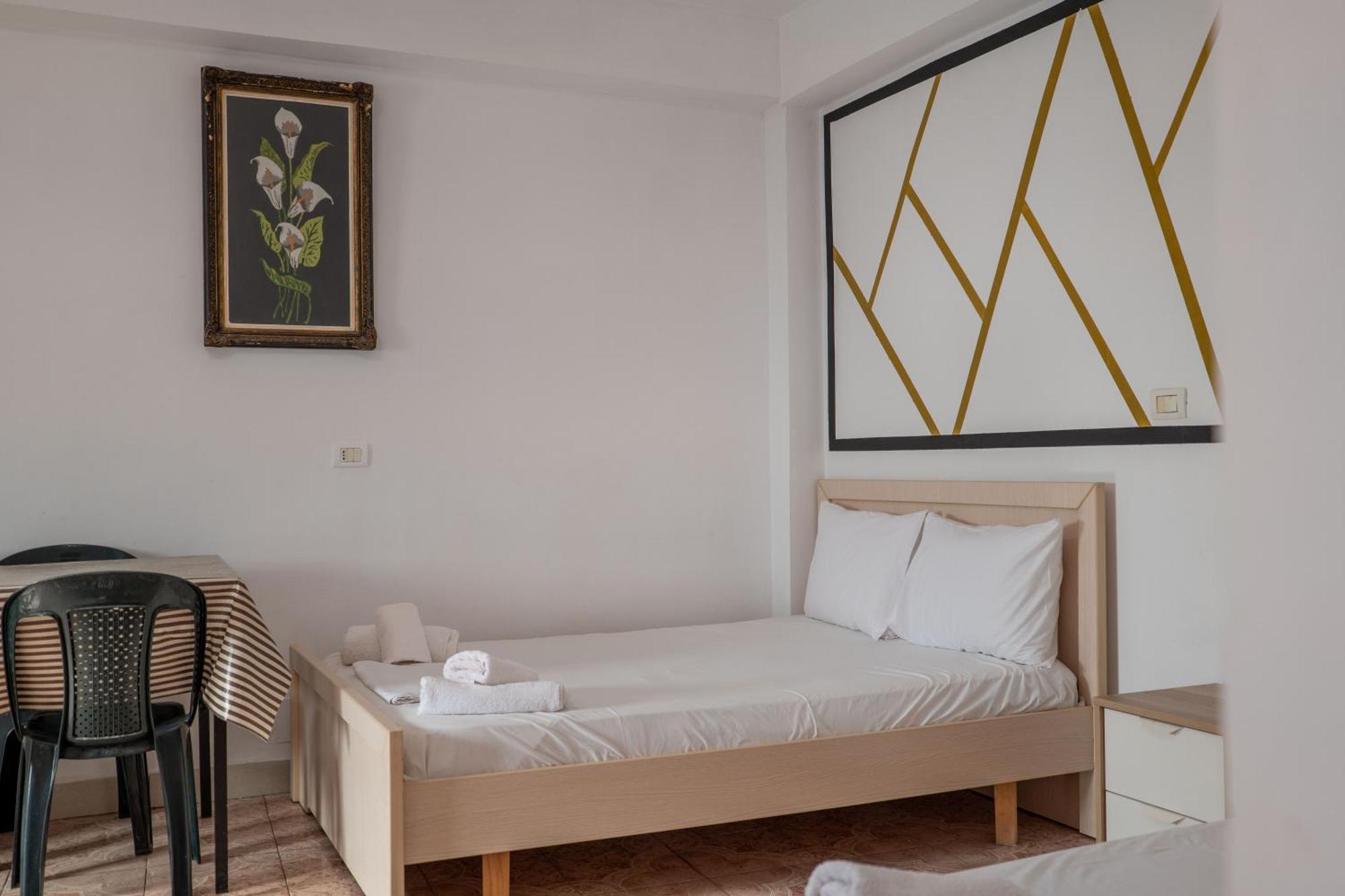 Garden Villa Lake Side & Glamping Ksamil Eksteriør bilde