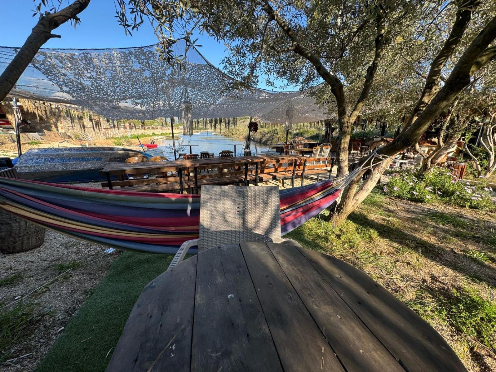Garden Villa Lake Side & Glamping Ksamil Eksteriør bilde